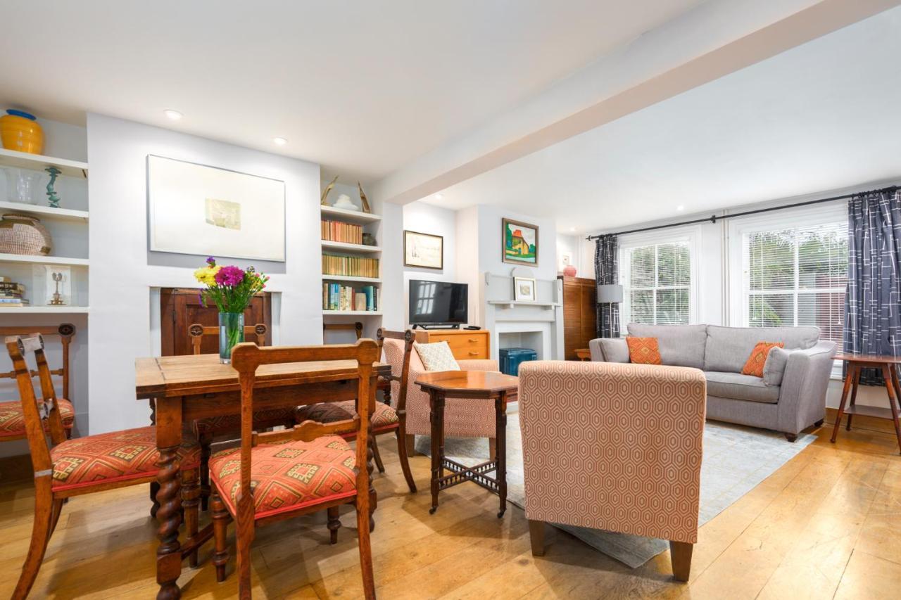 ברייטון Delightful Bird Sisters Cottage With Free Parking מראה חיצוני תמונה